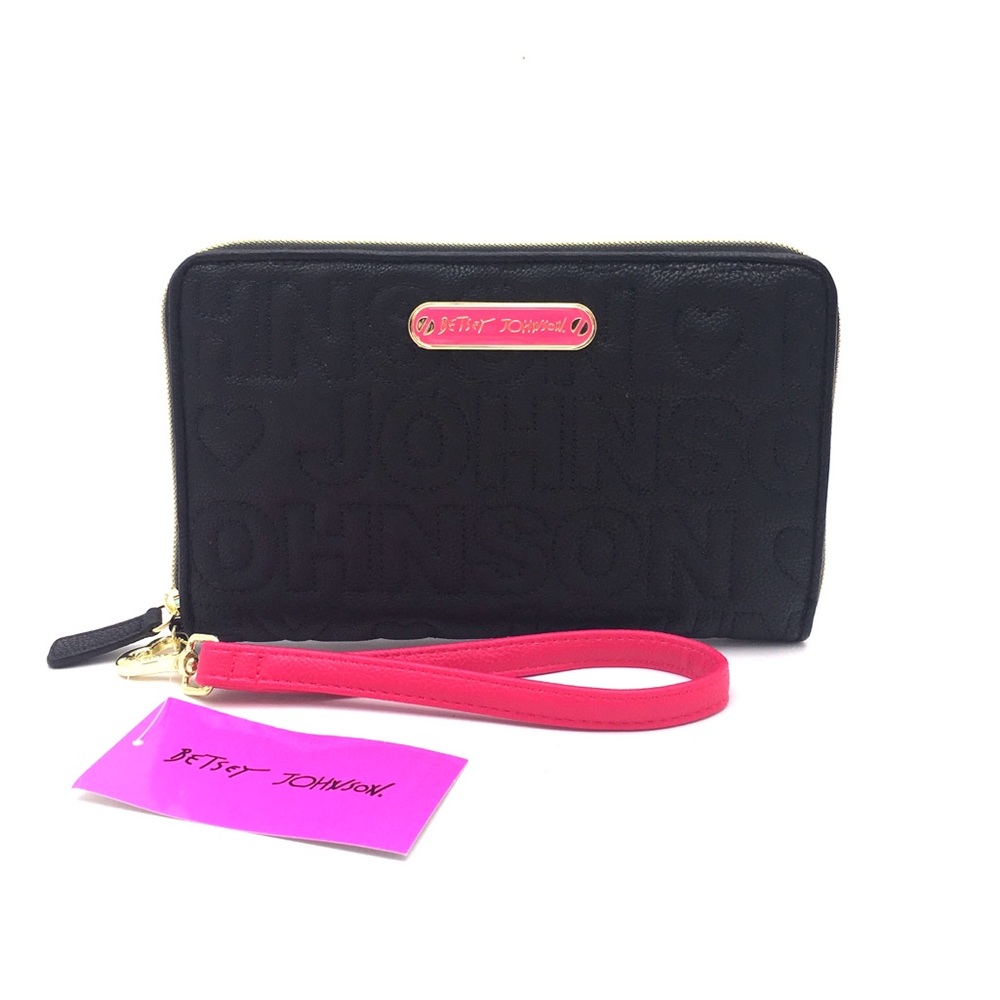 BETSEY JOHNSON Quilted Zia Wristlet Wallet